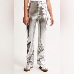 Abercrombie women’s 90s straight faux leather pants size 31 L Curve Love silver